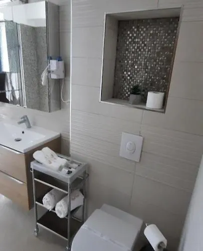 Apart Victor Apartment *