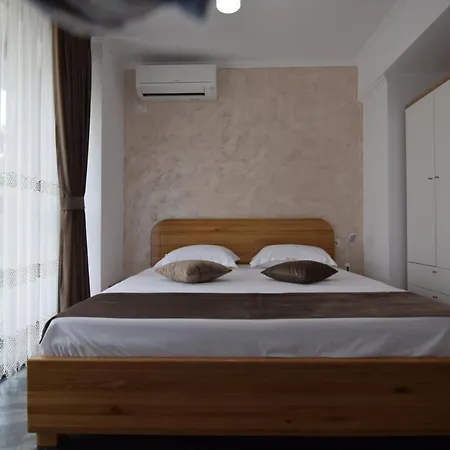 Apart Victor Apartament Mamaja