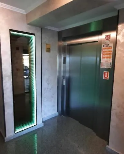 Apart Victor Apartment *